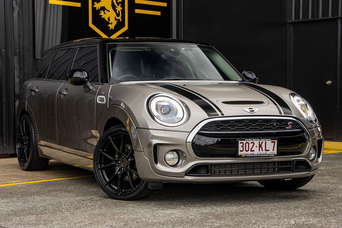 2017 MINI Clubman Cooper S F54