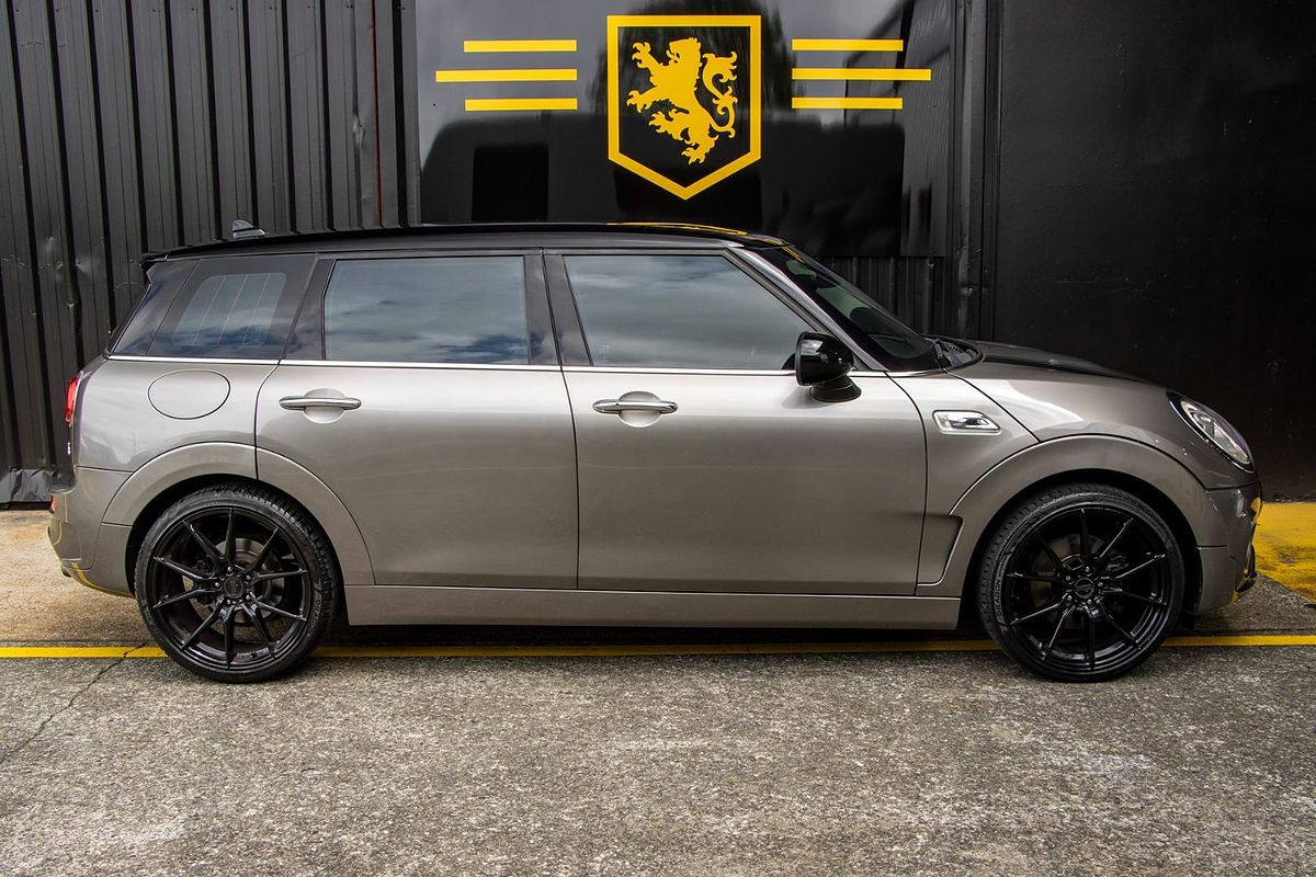 2017 MINI Clubman Cooper S F54