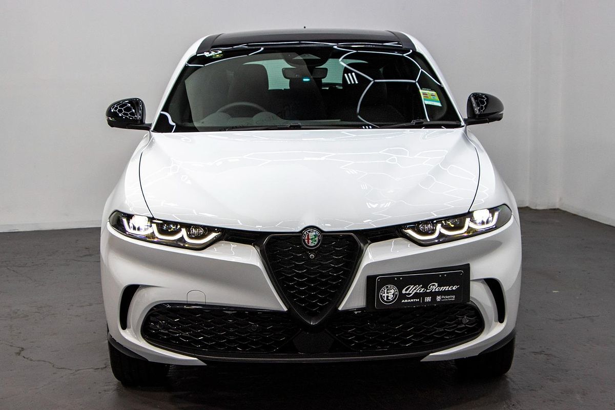 2023 Alfa Romeo Tonale Veloce Plug-In Hybrid
