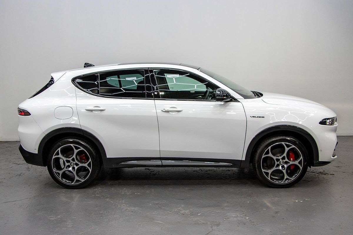 2023 Alfa Romeo Tonale Veloce Plug-In Hybrid