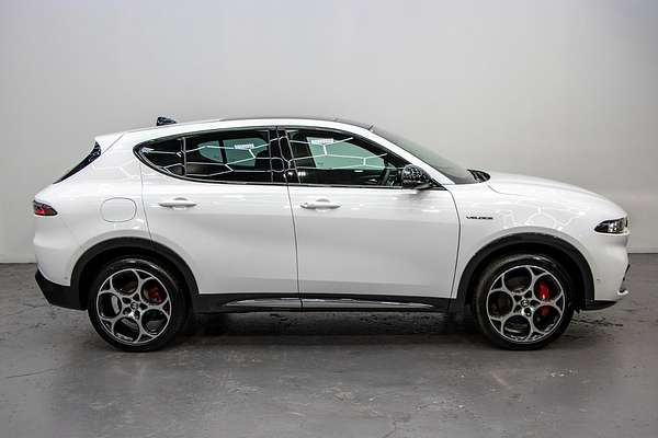2023 Alfa Romeo Tonale Veloce Plug-In Hybrid