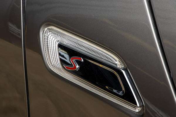 2017 MINI Clubman Cooper S F54