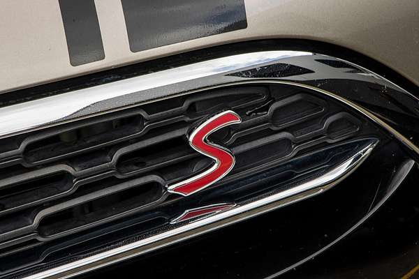 2017 MINI Clubman Cooper S F54
