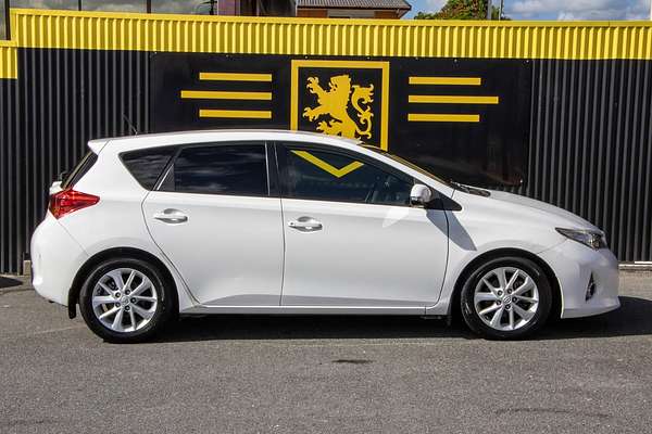 2015 Toyota Corolla Ascent Sport ZRE182R