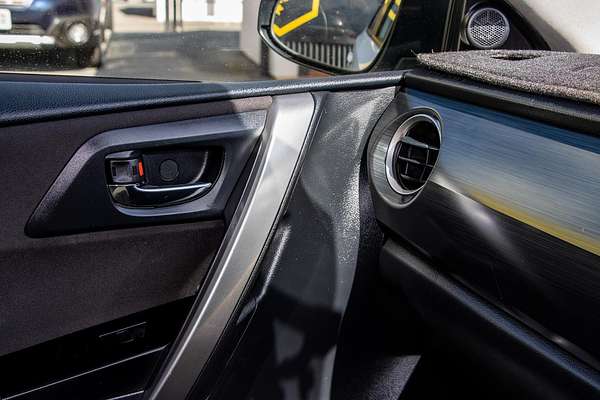 2015 Toyota Corolla Ascent Sport ZRE182R