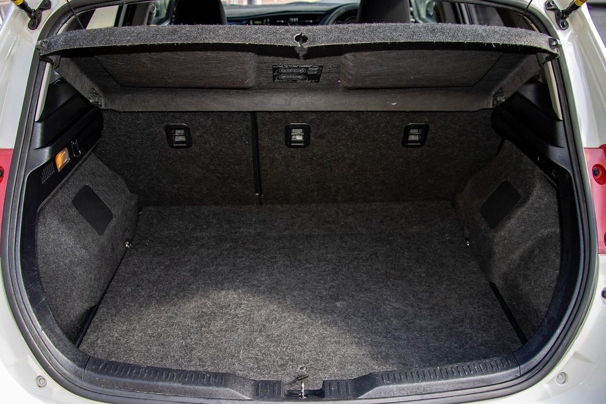 2015 Toyota Corolla Ascent Sport ZRE182R