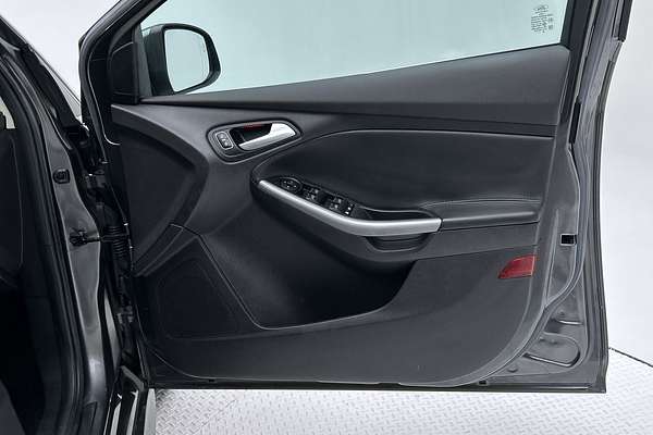 2017 Ford Focus Titanium LZ