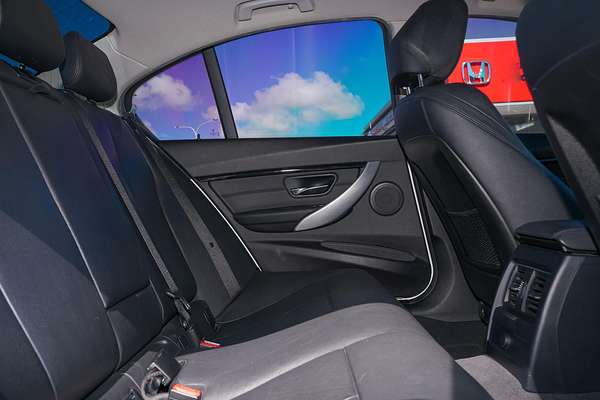 2015 BMW 3 Series 320d Sport Line F30