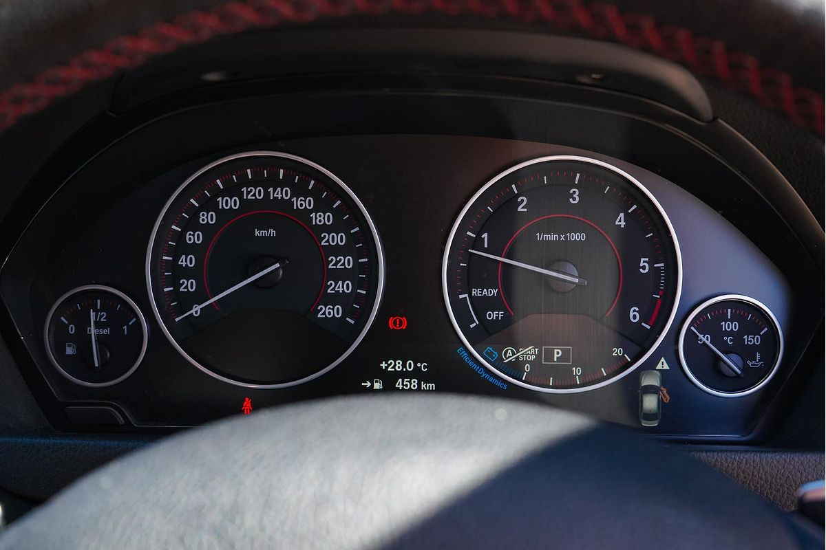 2015 BMW 3 Series 320d Sport Line F30