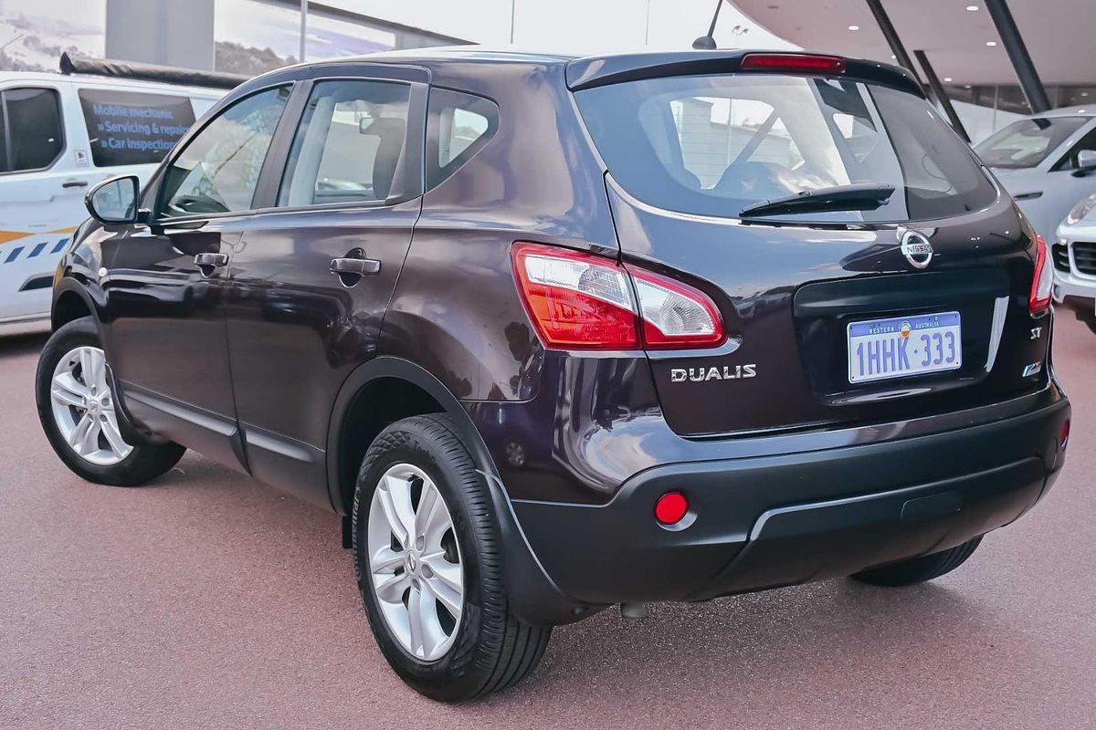 2013 Nissan Dualis ST J10 Series 4