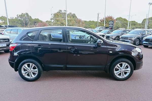 2013 Nissan Dualis ST J10 Series 4