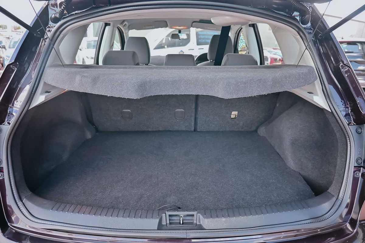 2013 Nissan Dualis ST J10 Series 4