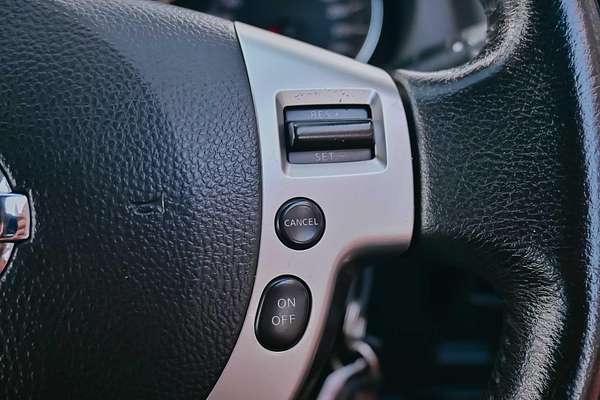 2013 Nissan Dualis ST J10 Series 4