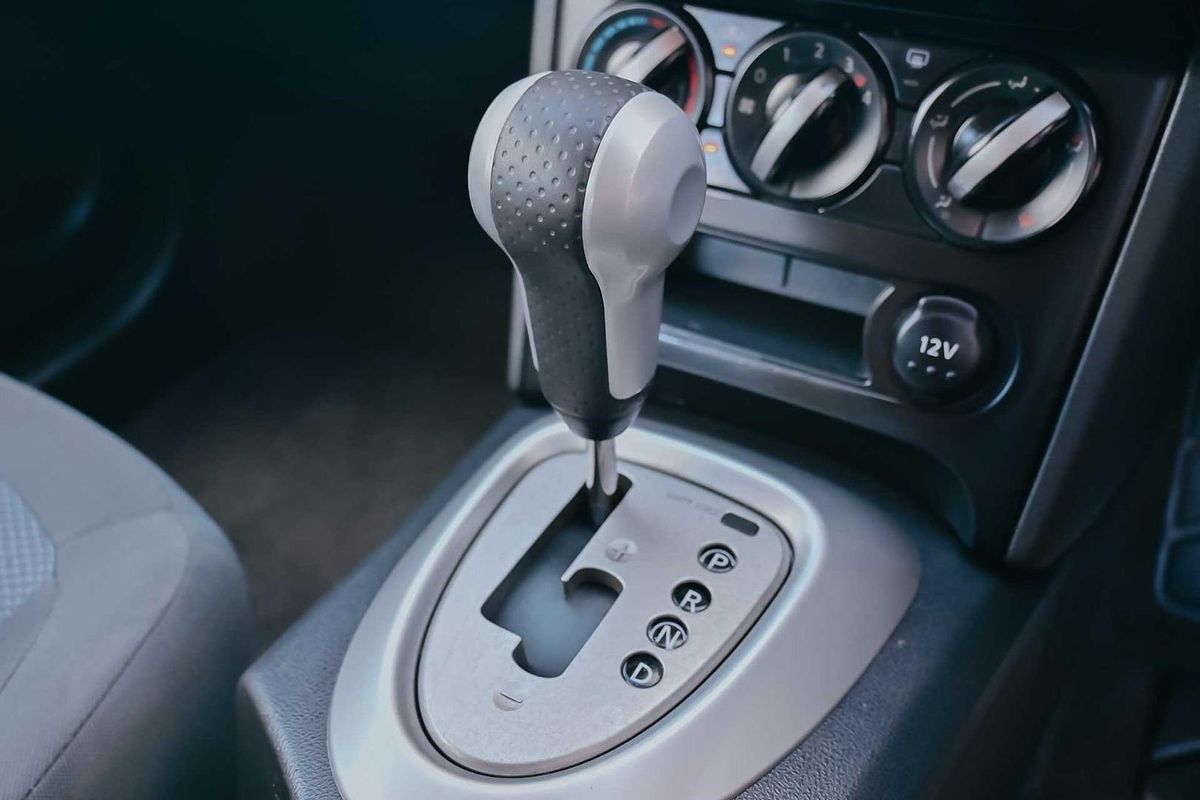 2013 Nissan Dualis ST J10 Series 4