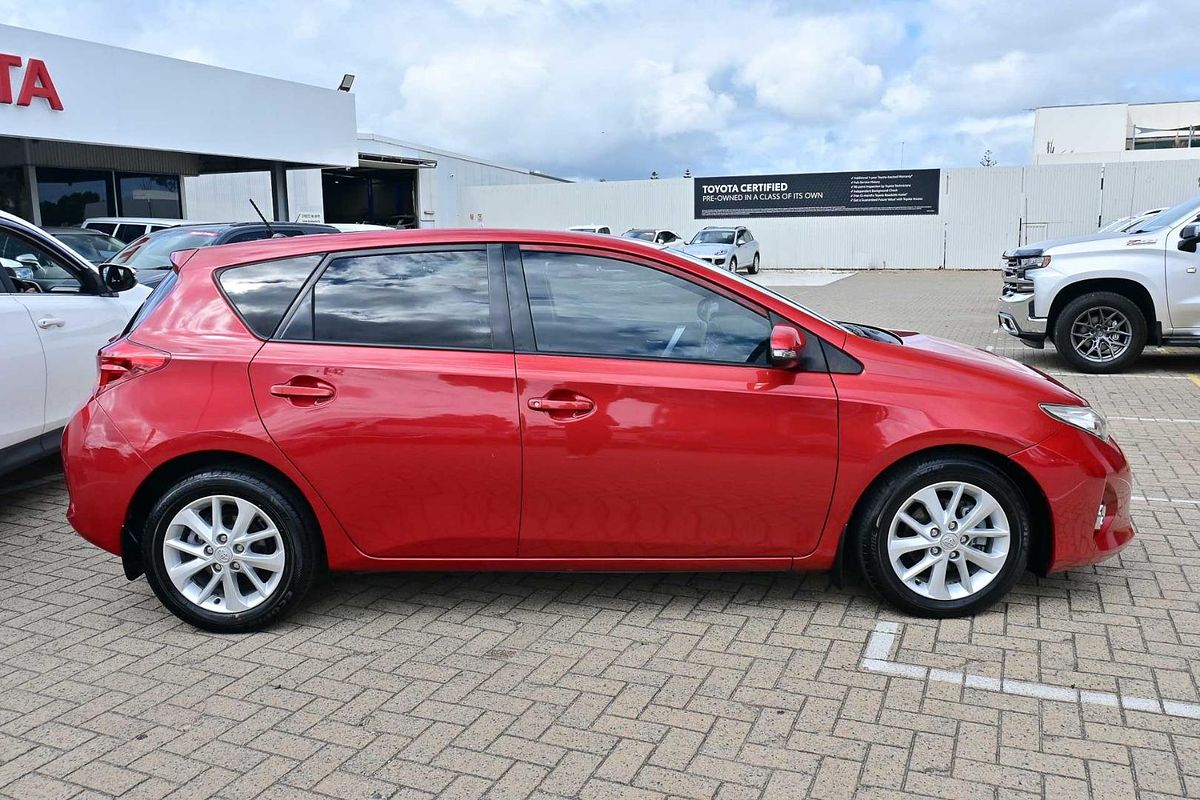 2013 Toyota Corolla Ascent Sport ZRE182R