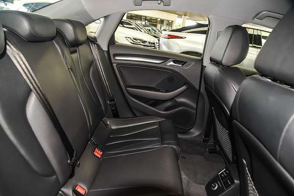 2019 Audi A3 40 TFSI S line plus 8V
