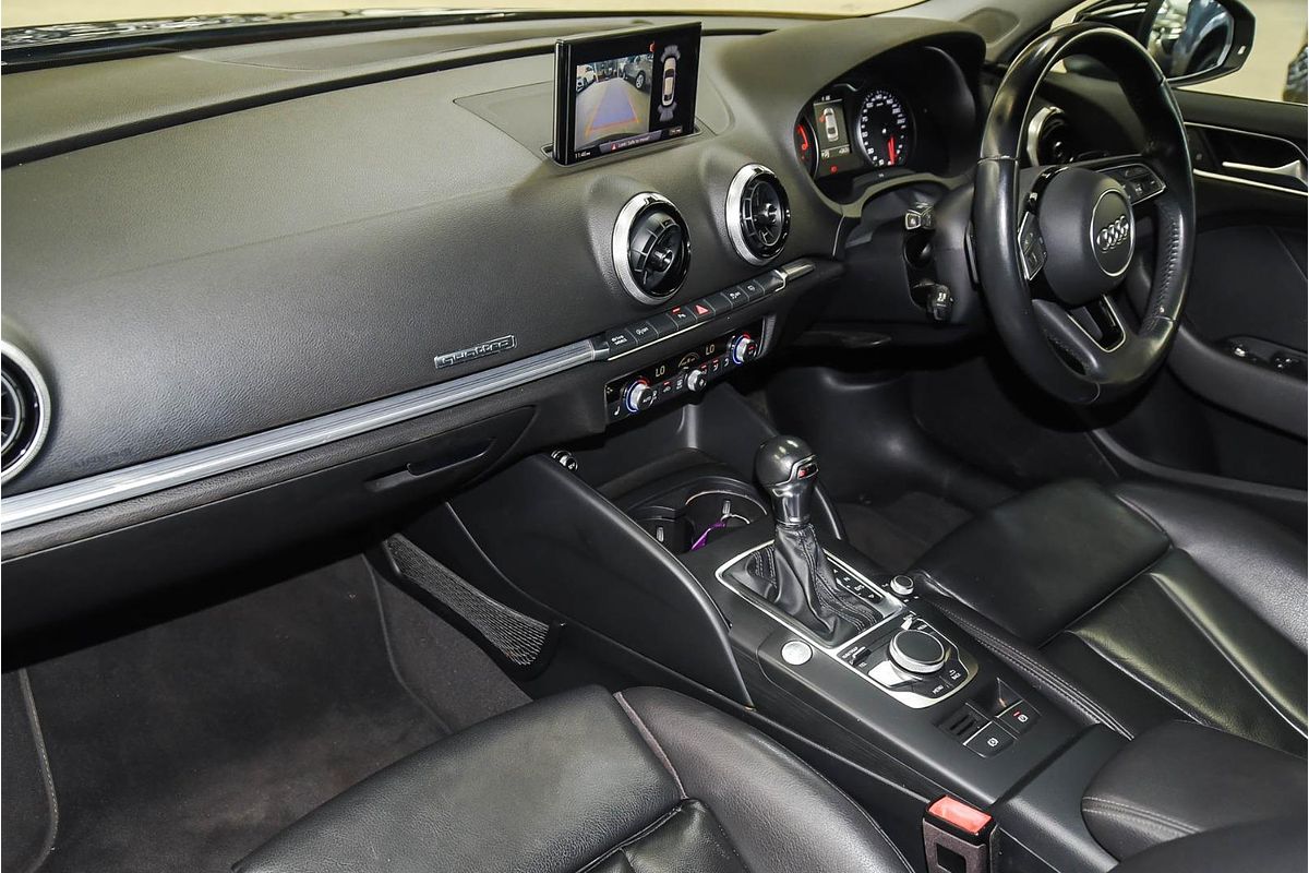 2019 Audi A3 40 TFSI S line plus 8V