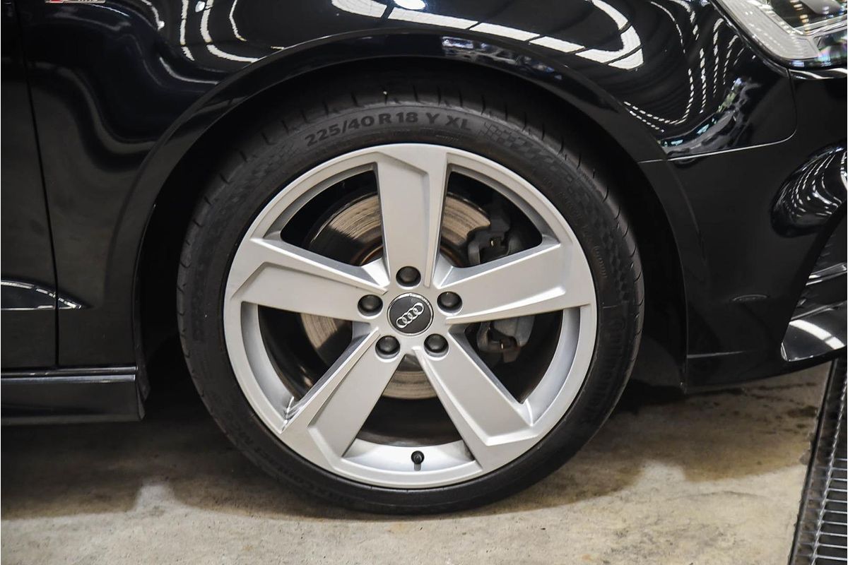 2019 Audi A3 40 TFSI S line plus 8V