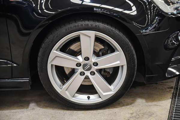 2019 Audi A3 40 TFSI S line plus 8V