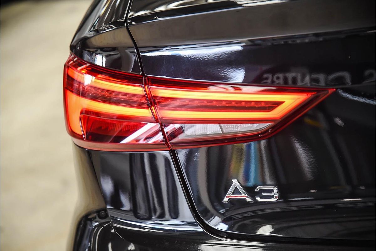 2019 Audi A3 40 TFSI S line plus 8V