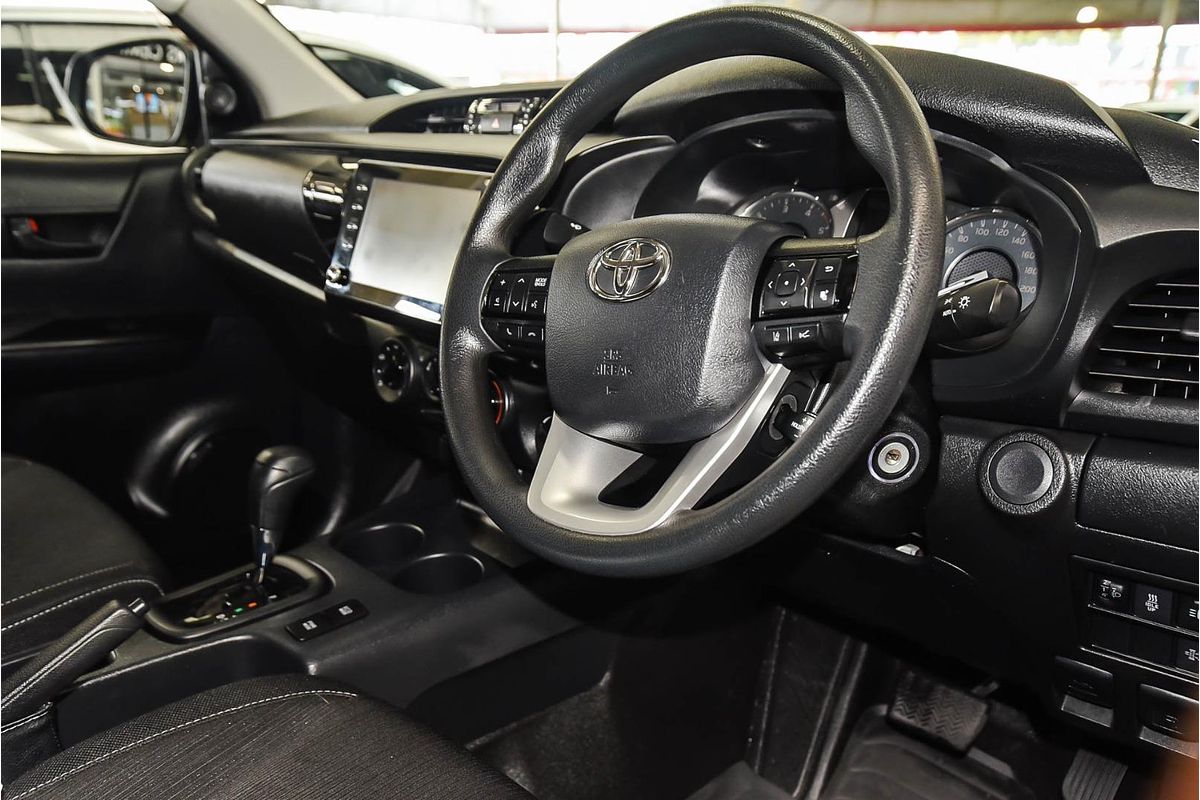 2020 Toyota Hilux SR GUN126R 4X4