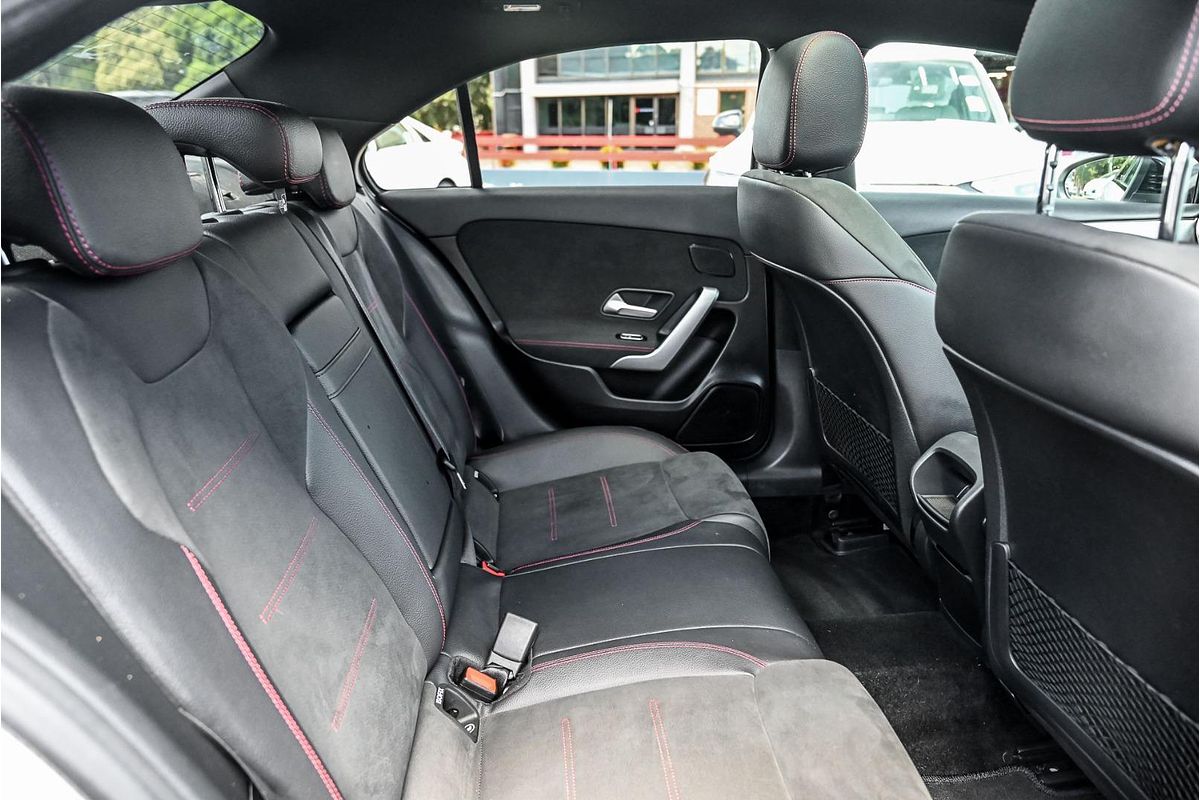 2018 Mercedes-Benz A-Class A200 V177
