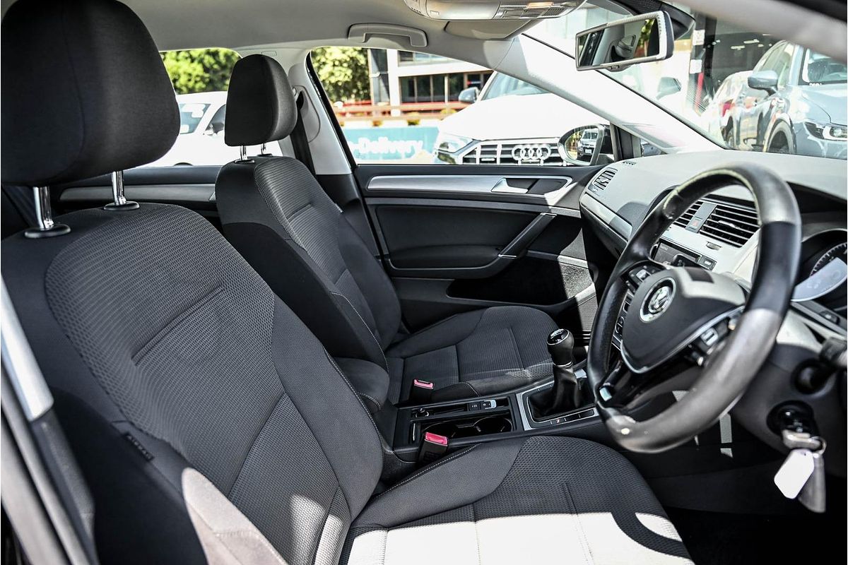 2015 Volkswagen Golf 90TSI Comfortline 7