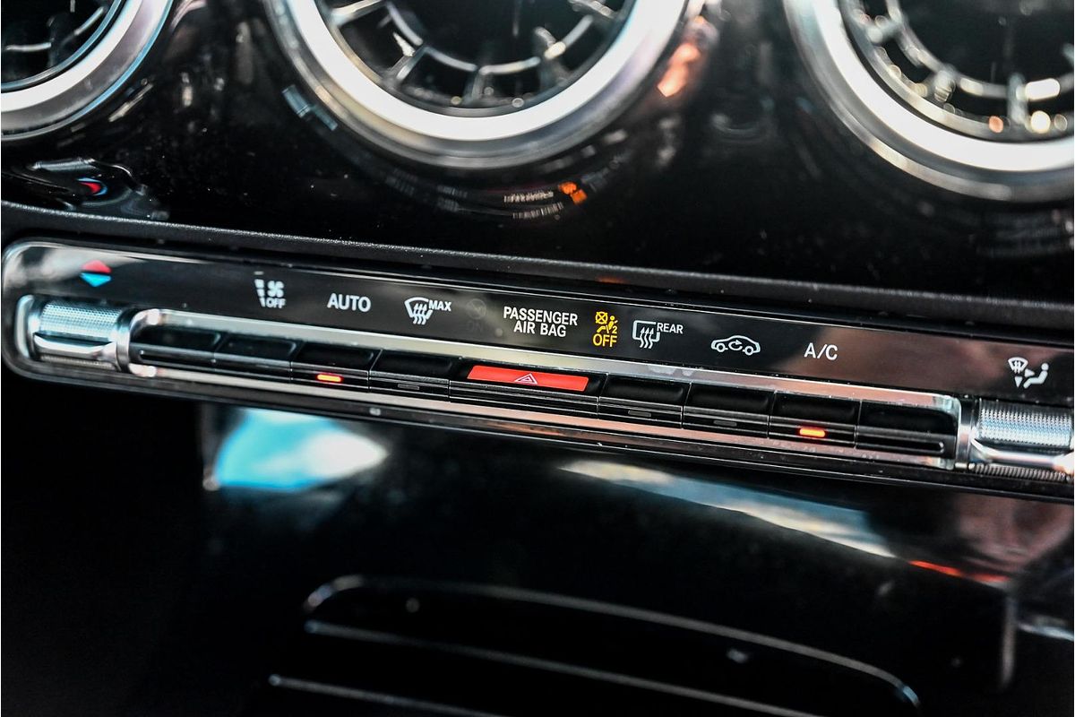 2018 Mercedes-Benz A-Class A200 V177