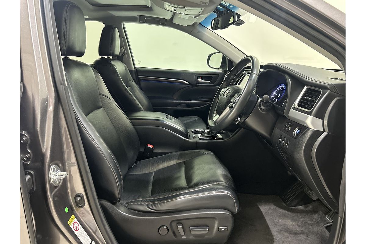 2016 Toyota Kluger Grande GSU55R