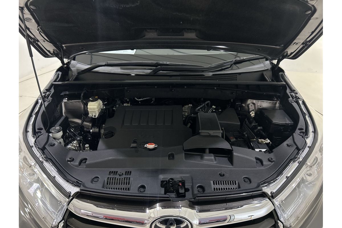2016 Toyota Kluger Grande GSU55R