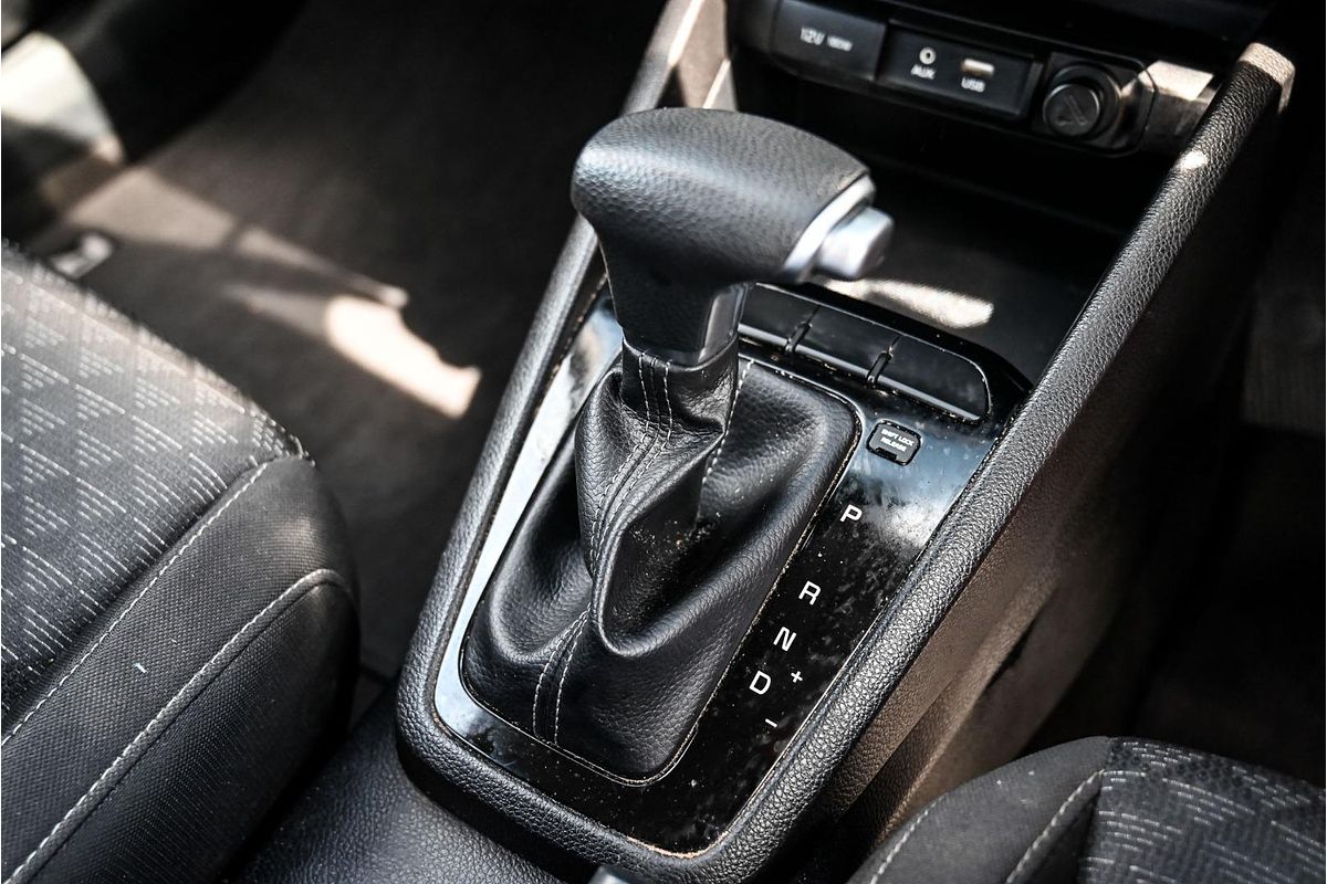 2017 Kia Rio S YB