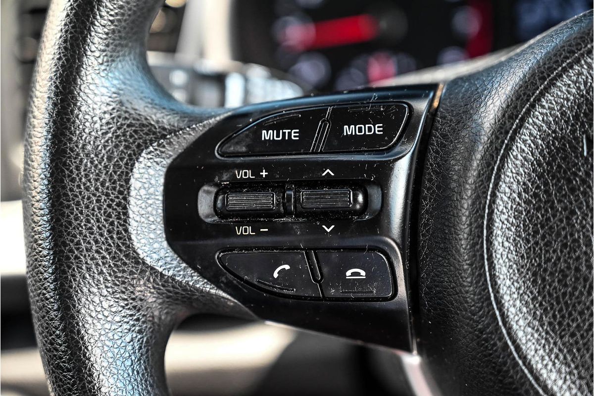 2017 Kia Rio S YB