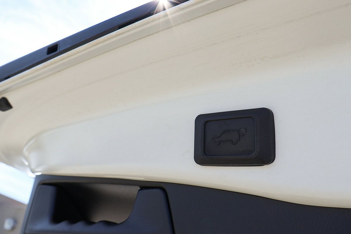 2019 Toyota RAV4 Cruiser MXAA52R