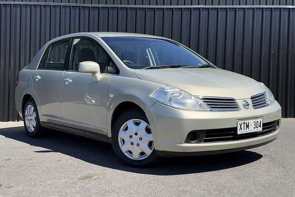 2006 Nissan Tiida ST C11