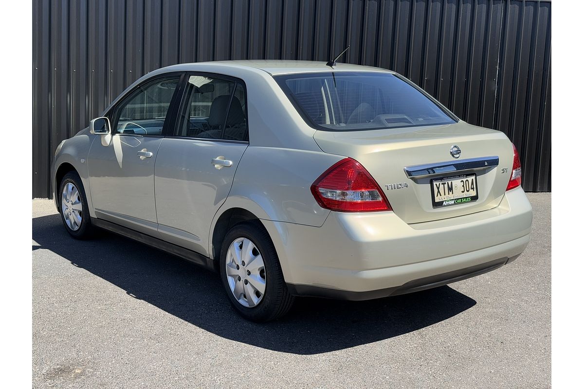 2006 Nissan Tiida ST C11