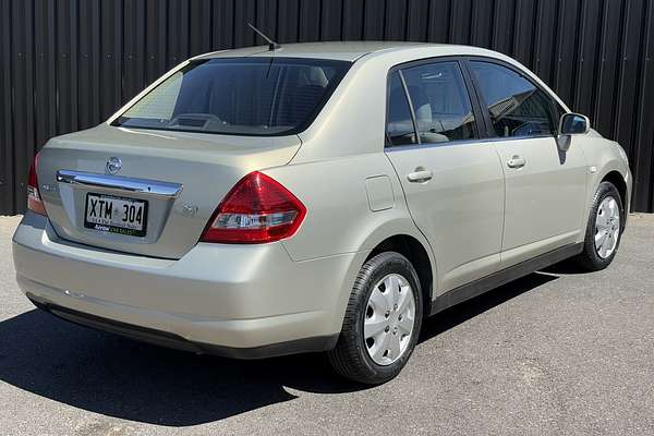 2006 Nissan Tiida ST C11
