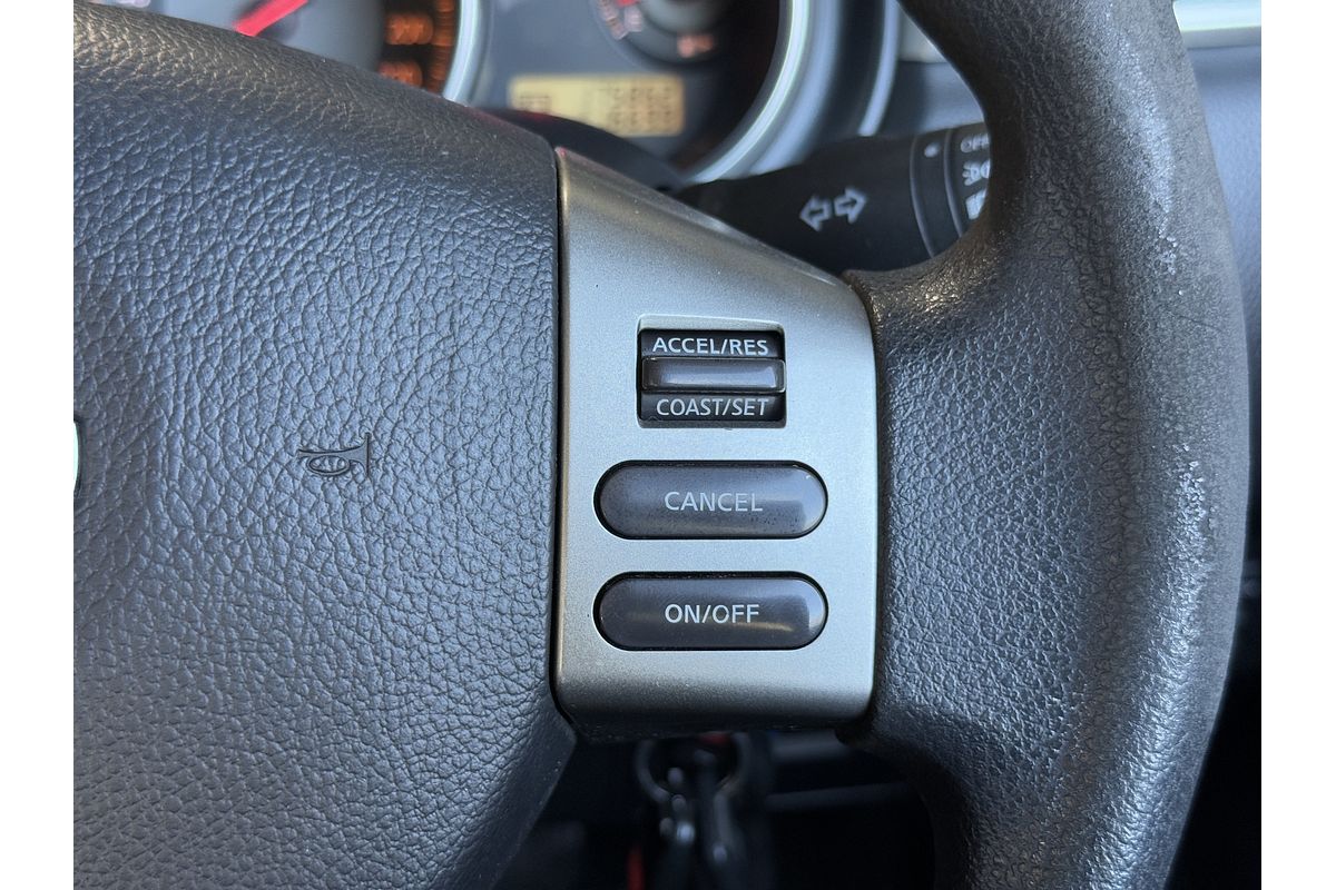 2006 Nissan Tiida ST C11