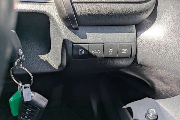 2018 Toyota Camry Ascent ASV70R