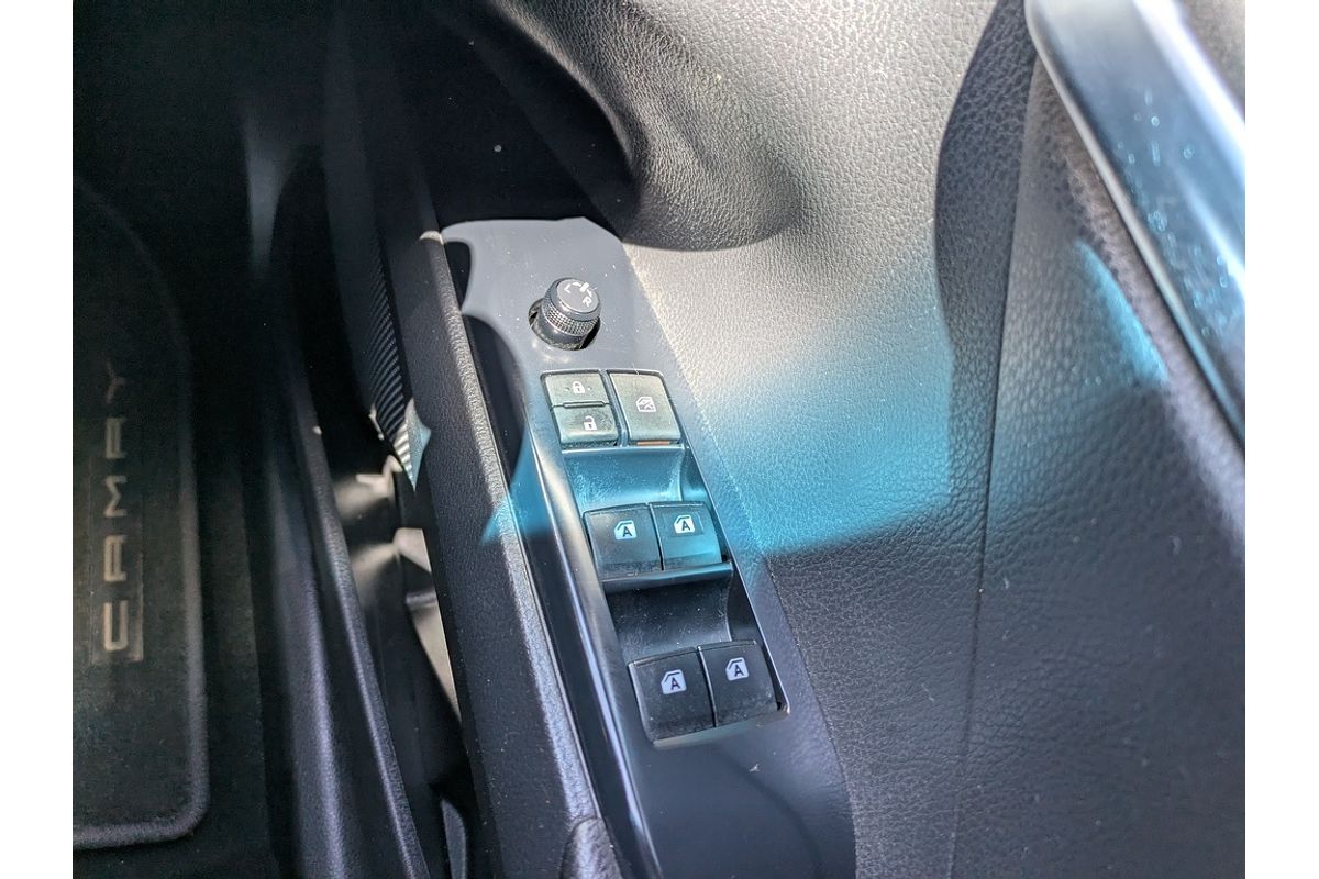 2018 Toyota Camry Ascent ASV70R