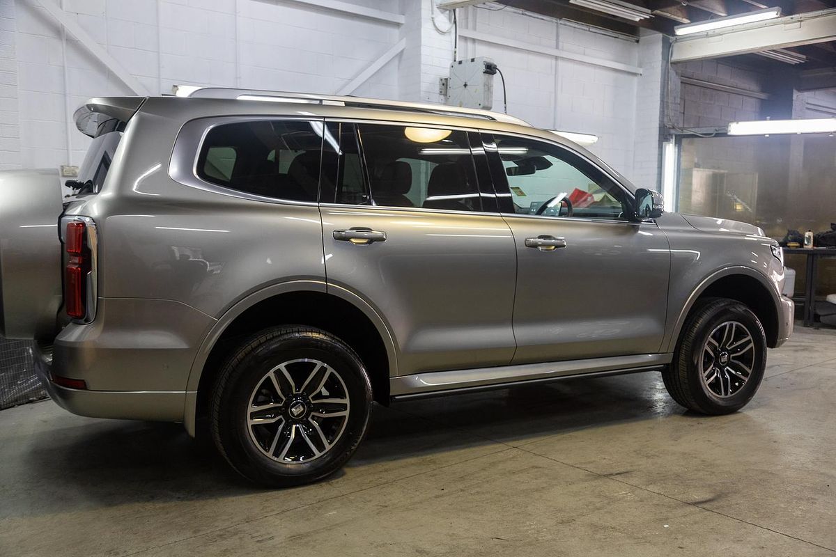 2024 GWM Tank 500 Ultra Hybrid P03