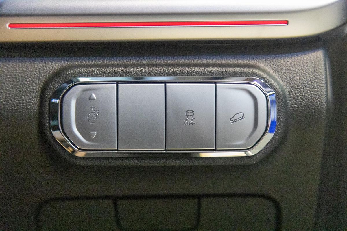 2024 GWM Tank 500 Ultra Hybrid P03
