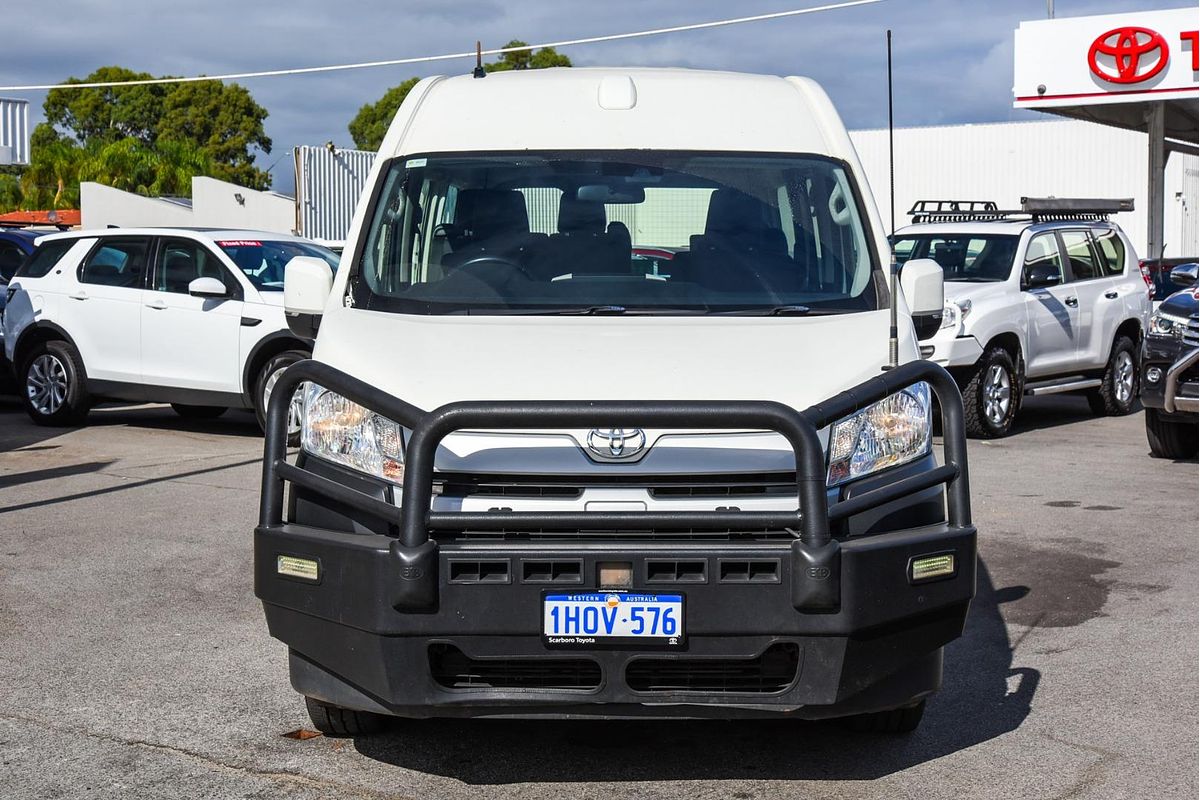 2022 Toyota Hiace Commuter GDH322R