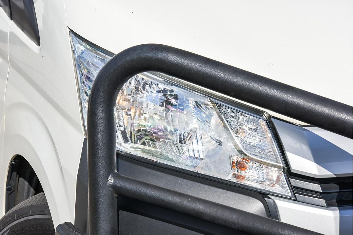 2022 Toyota Hiace Commuter GDH322R