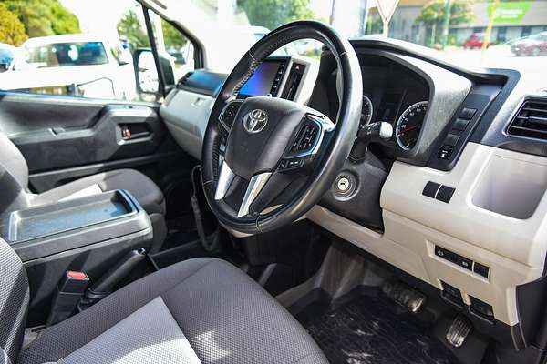 2022 Toyota Hiace Commuter GDH322R