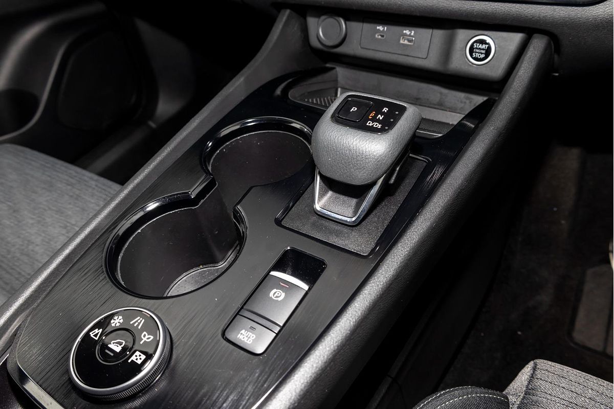 2023 Nissan X-TRAIL ST T33