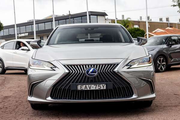 2019 Lexus ES ES300h Sports Luxury AXZH10R
