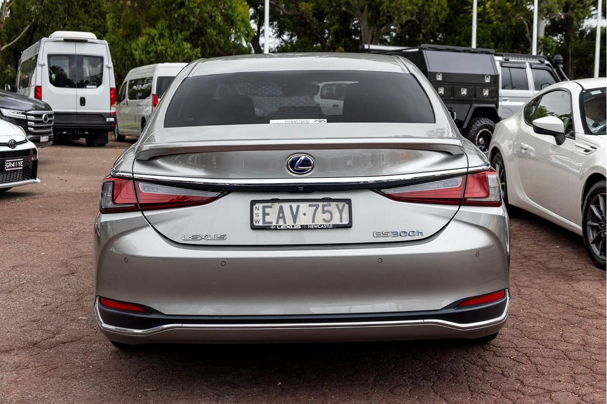 2019 Lexus ES ES300h Sports Luxury AXZH10R