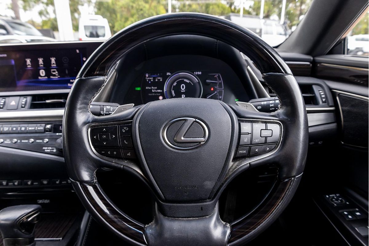 2019 Lexus ES ES300h Sports Luxury AXZH10R