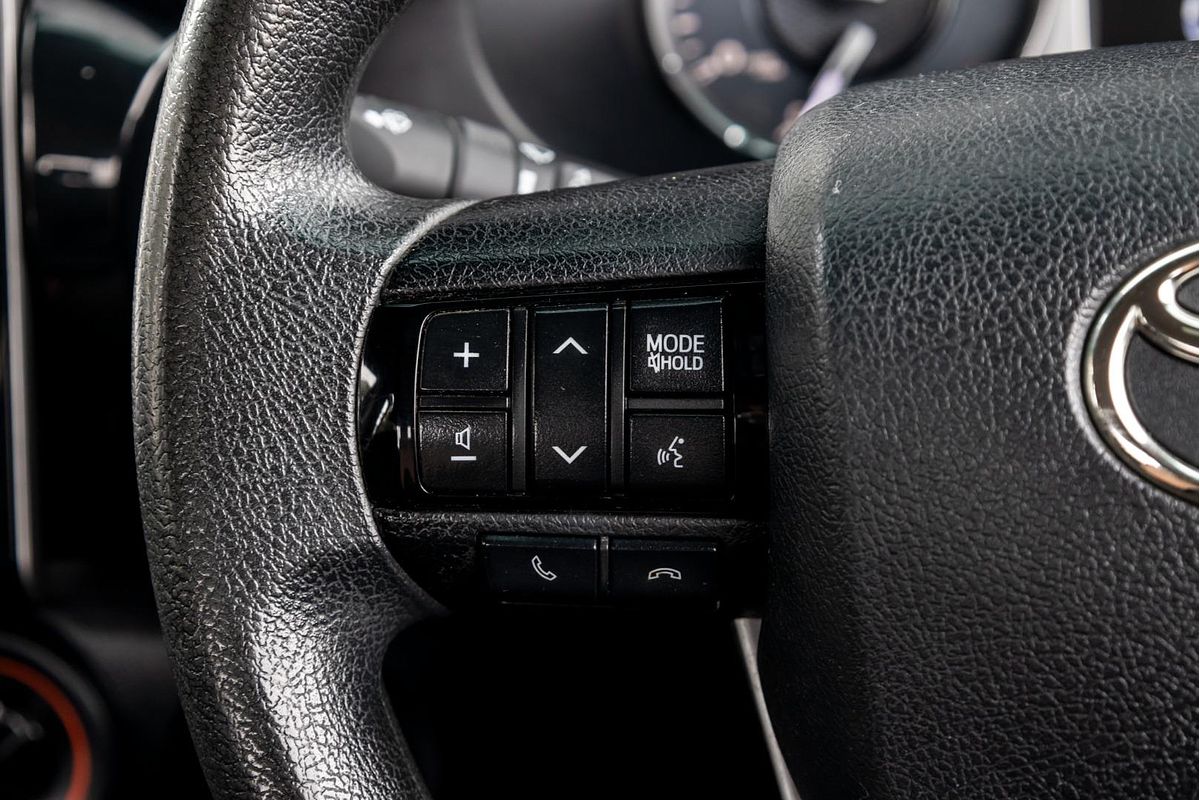2021 Toyota Hilux SR GUN126R 4X4