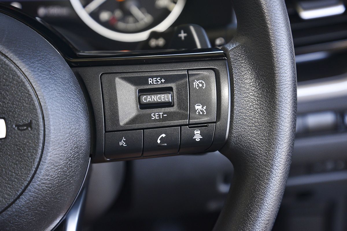 2024 Nissan X-TRAIL ST T33